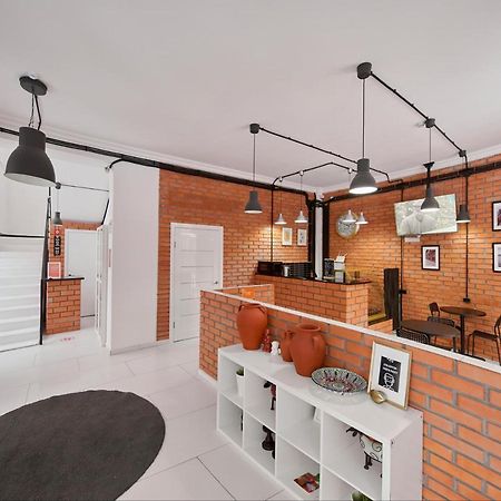 Hannah Inn Budget Hotel Αστάνα Εξωτερικό φωτογραφία