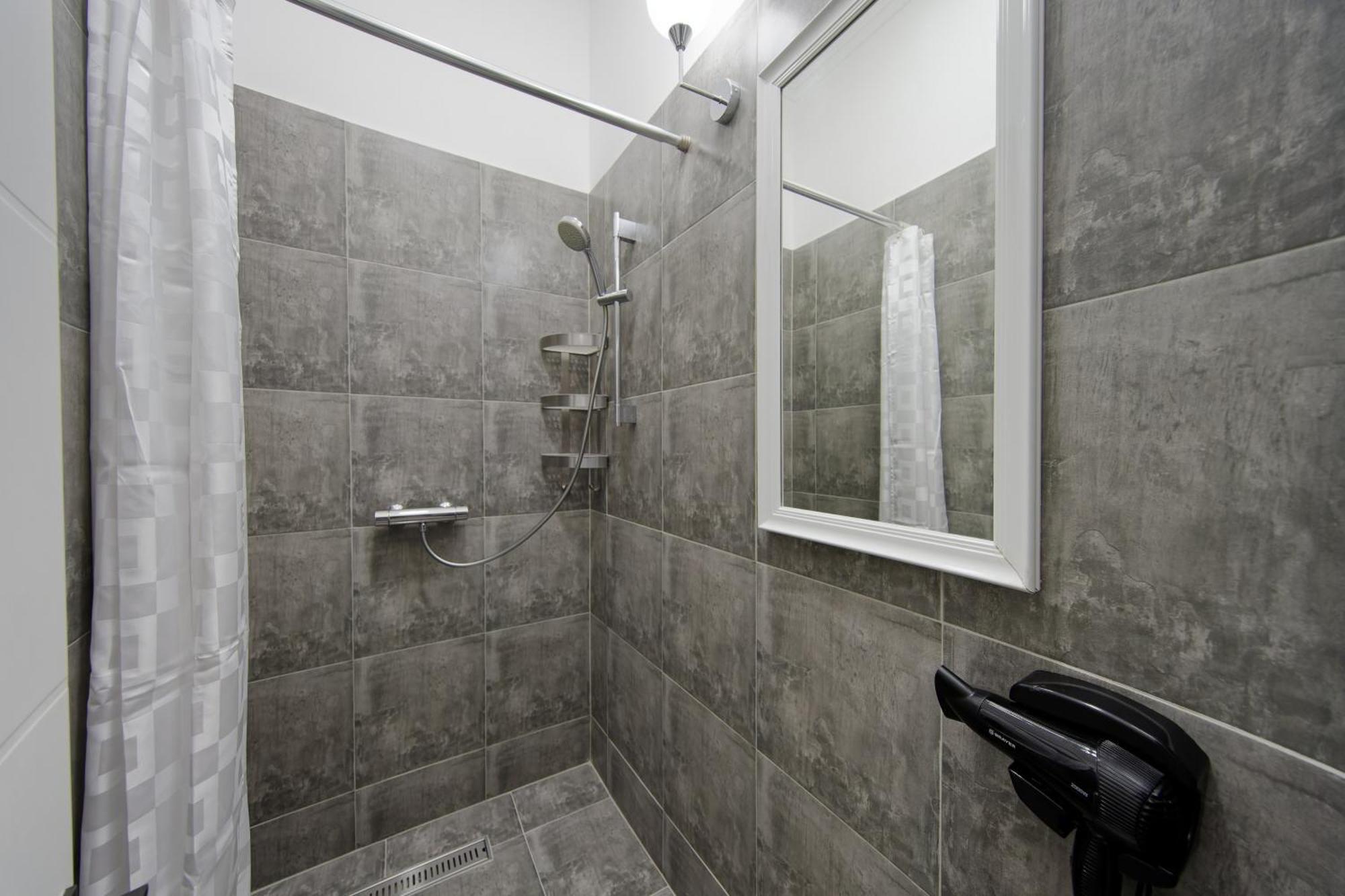 Hannah Inn Budget Hotel Αστάνα Δωμάτιο φωτογραφία